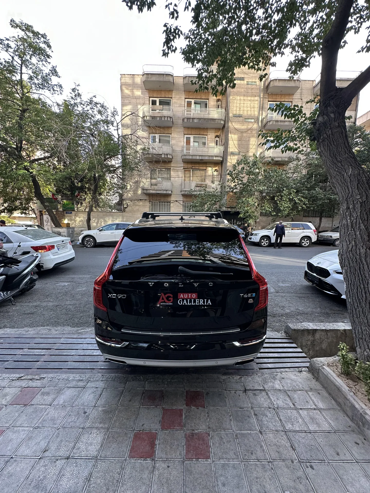 ولوو  XC90 4