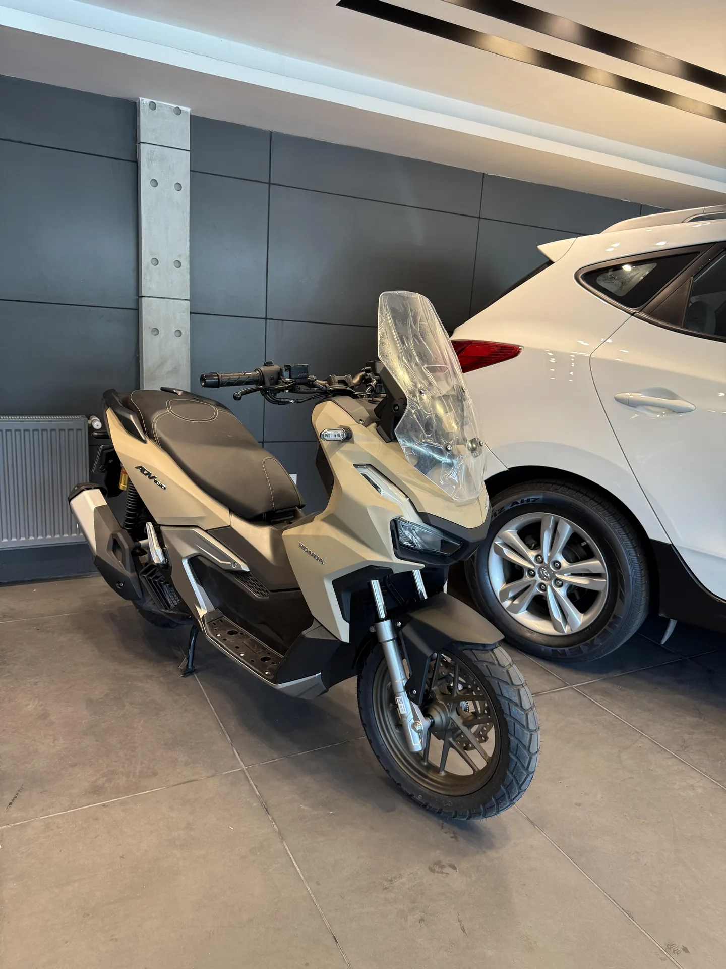 هوندا  ADV 150