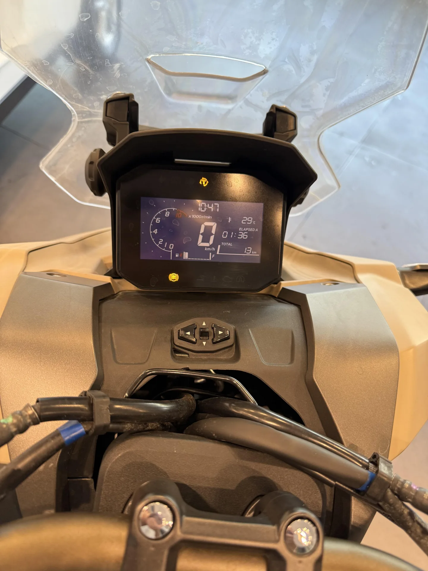 هوندا  ADV 150 3