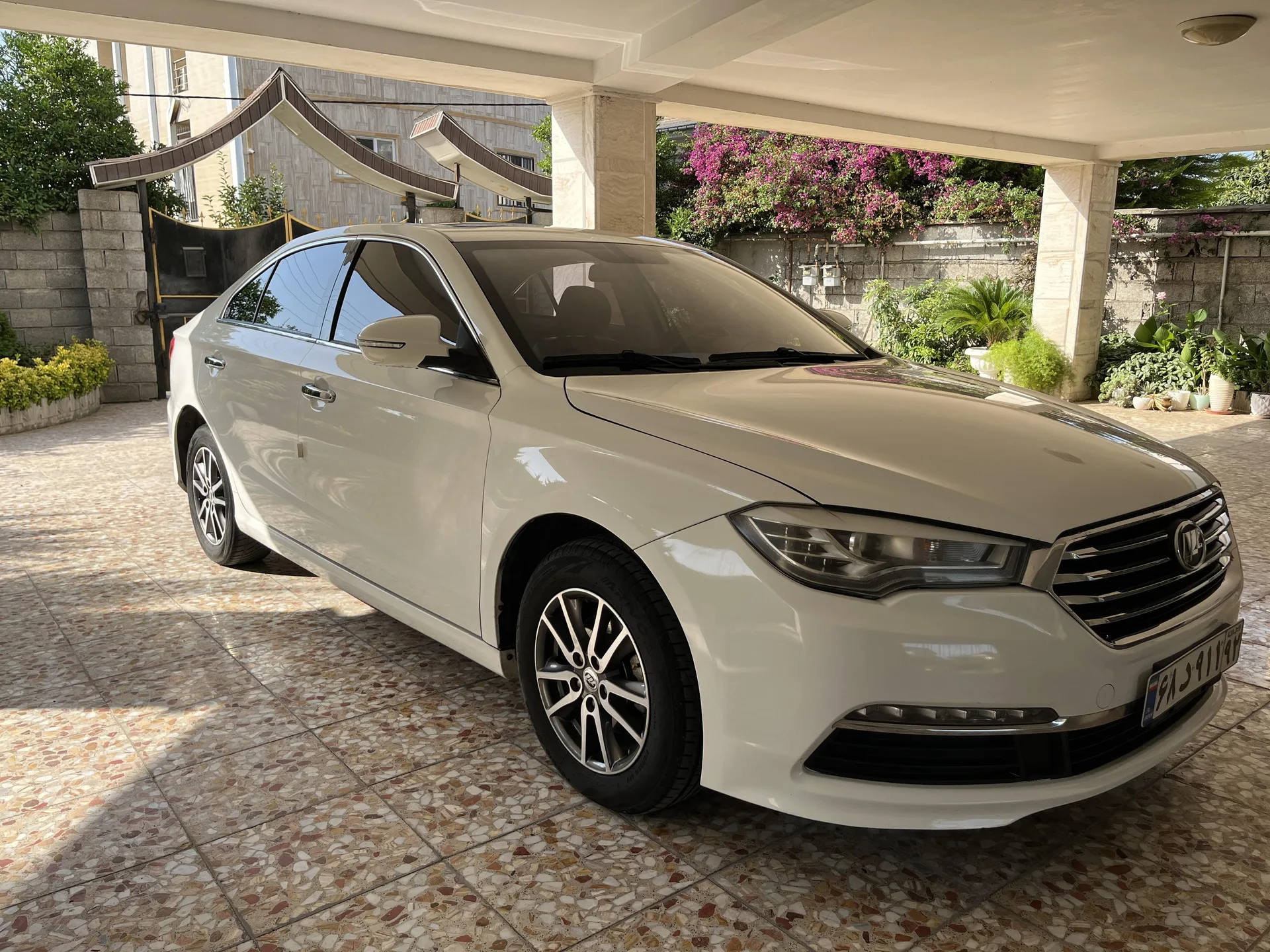 لیفان  820 2