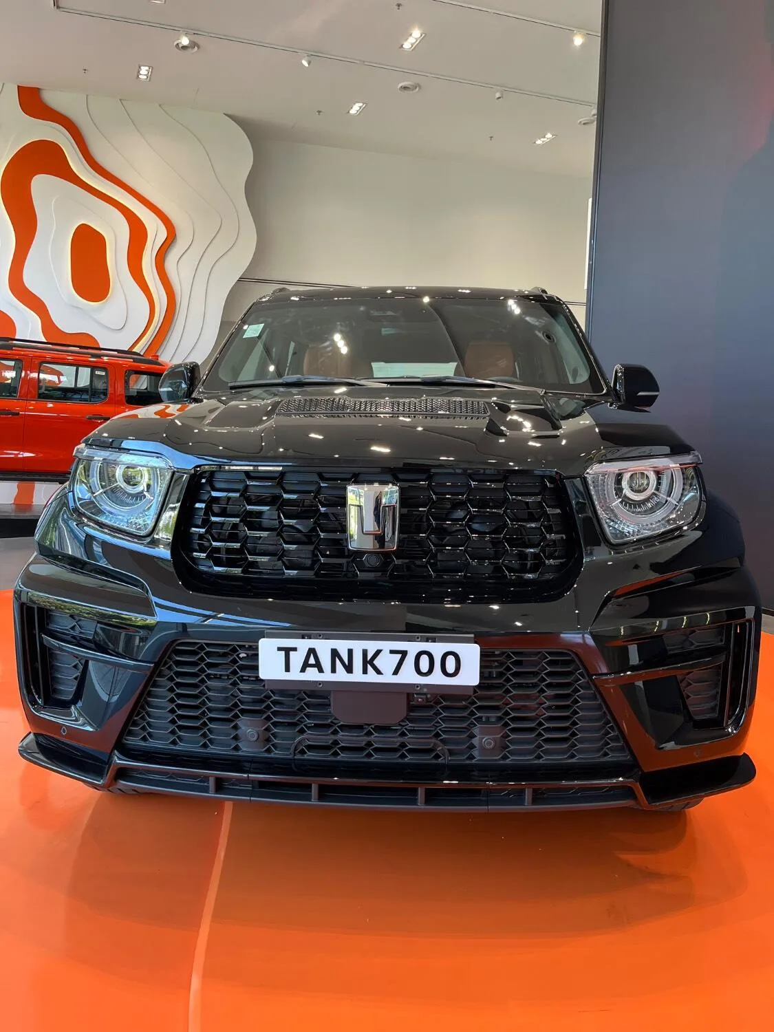 تانک  700 3