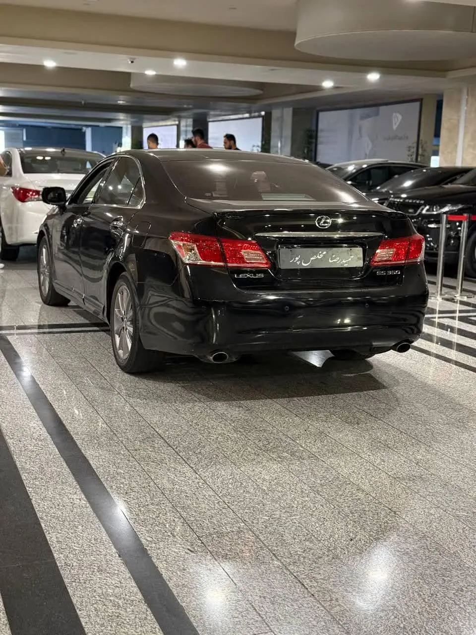 لکسوس  ES 2