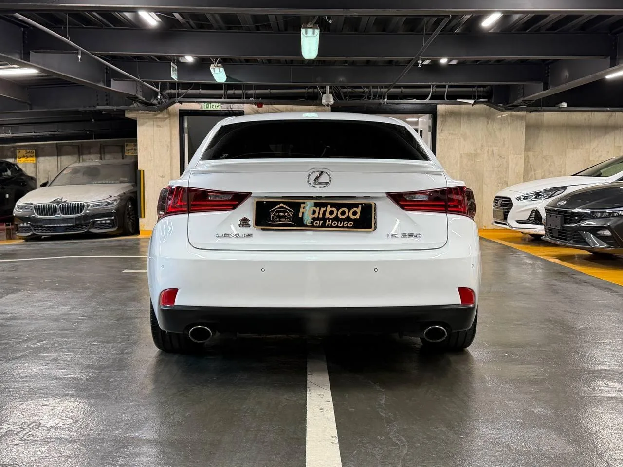 لکسوس  IS 6