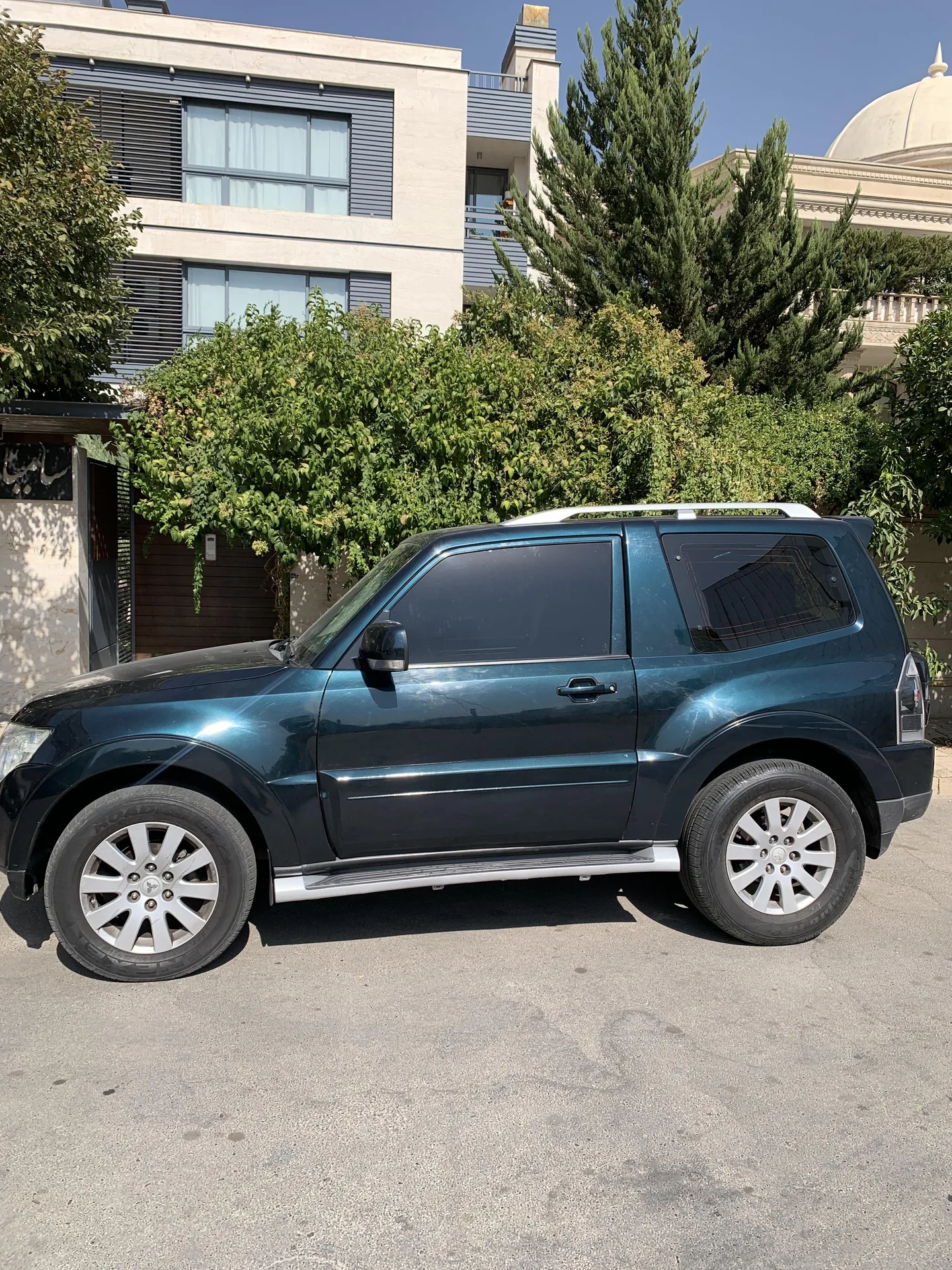 میتسوبیشی  پاجرو دو در