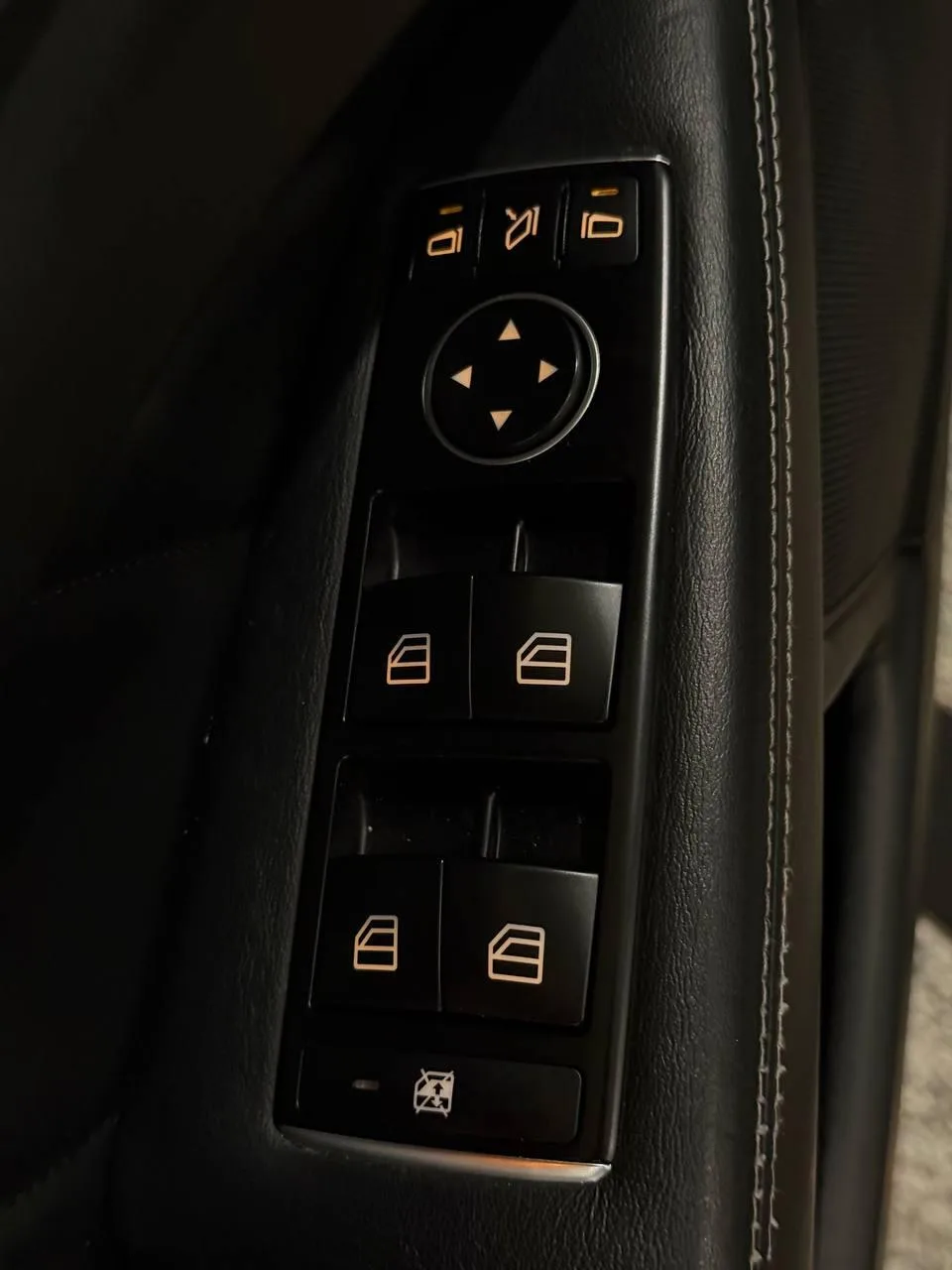 بنز  کلاس CLS 12