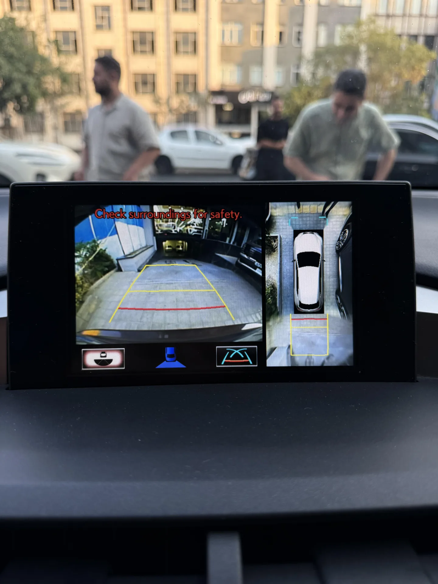 لکسوس  NX هیبرید 11