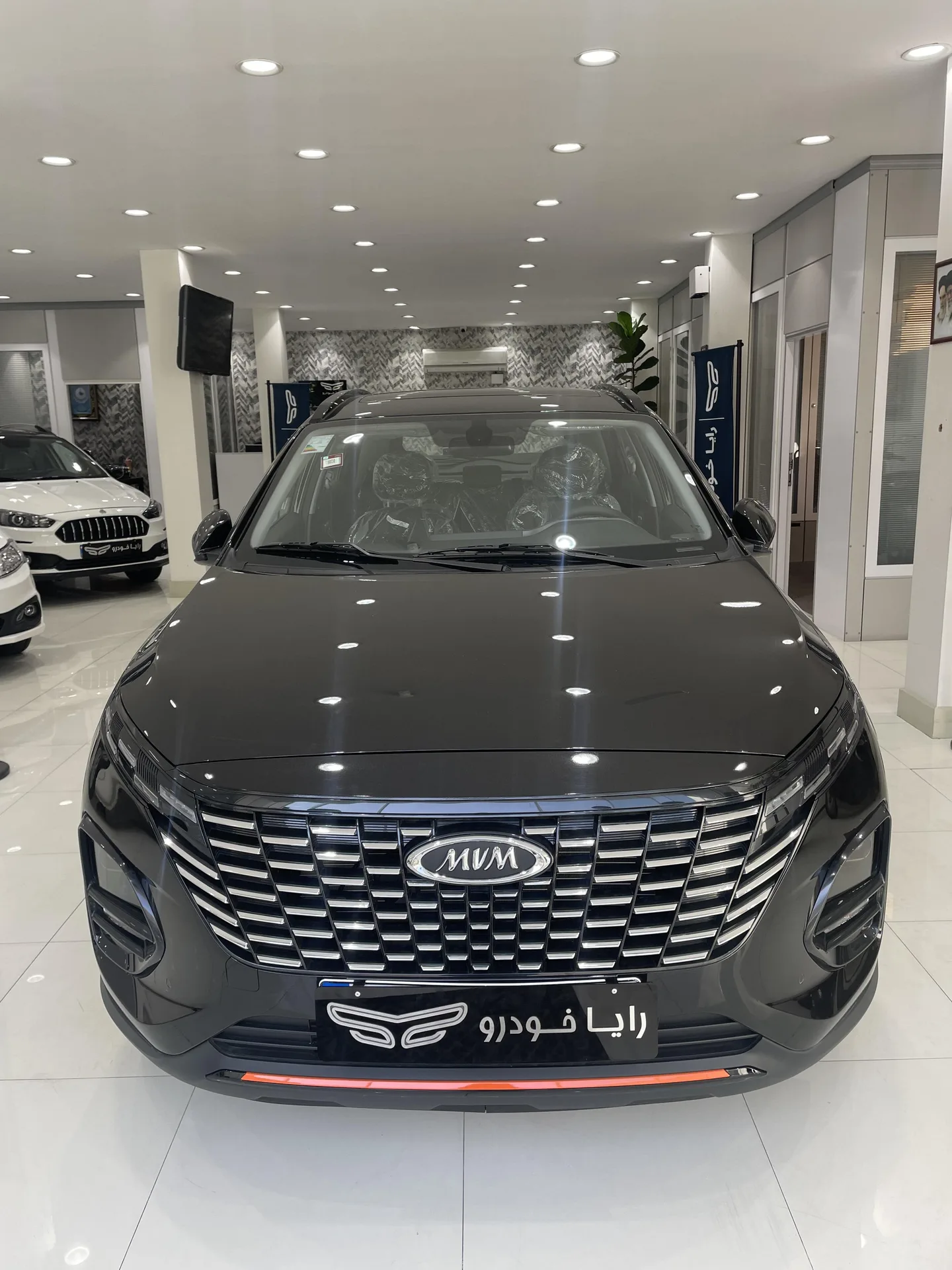 ام وی ام  X33 کراس