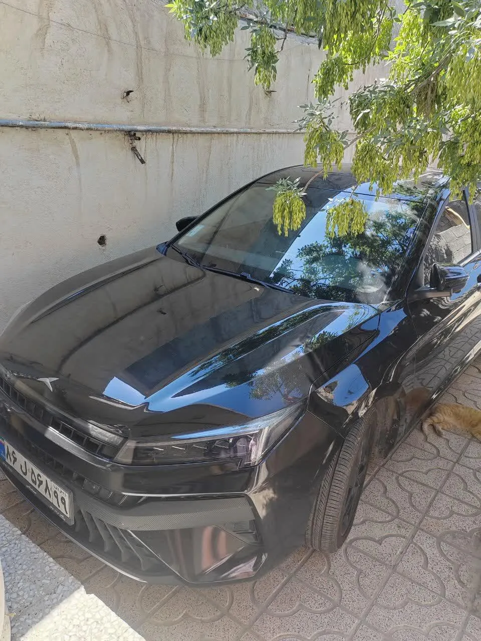 کی ام سی J7