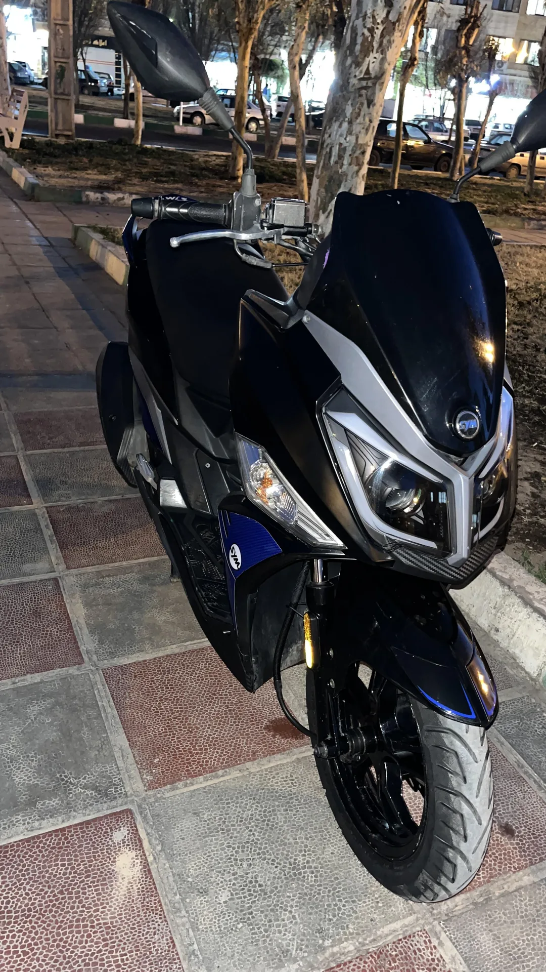 اس وای ام  گلکسی J 200