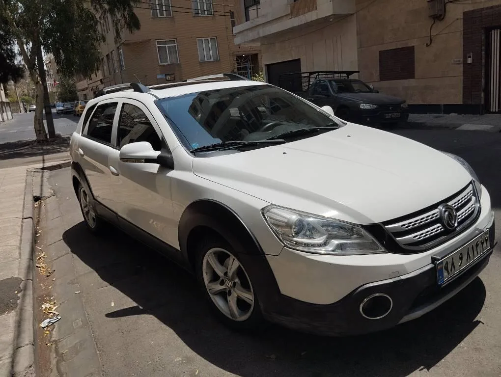 دانگ فنگ  H30 کراس 4