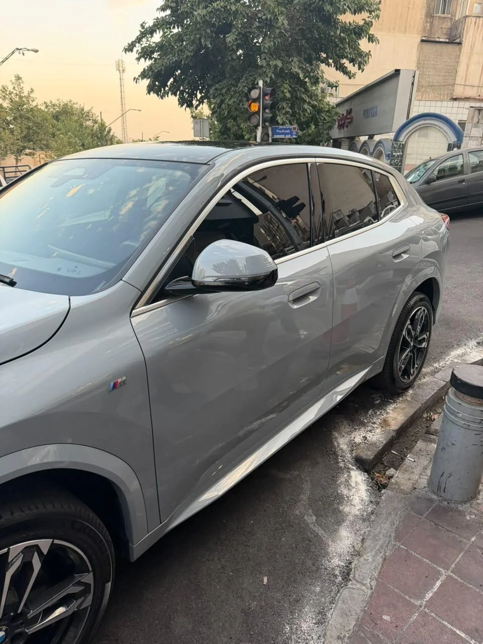 ب ام و  X2 2
