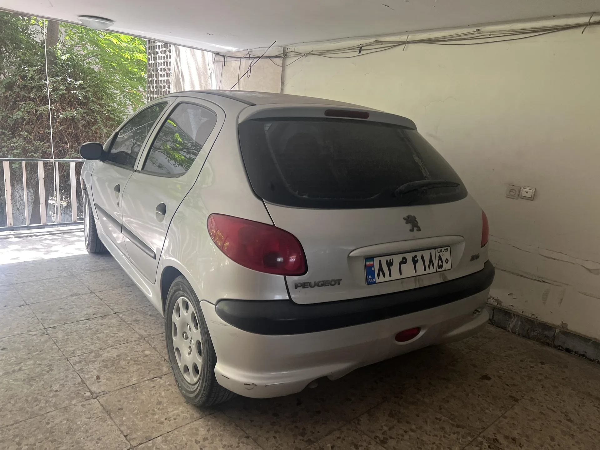 پژو 206