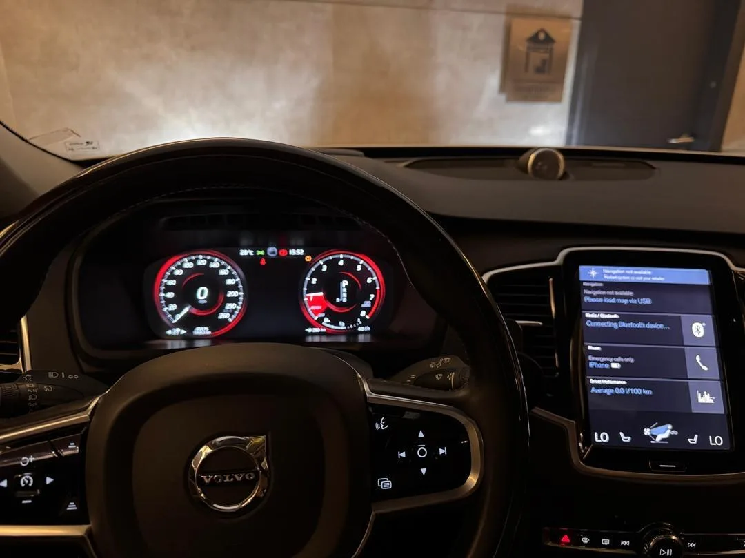 ولوو  XC90 7