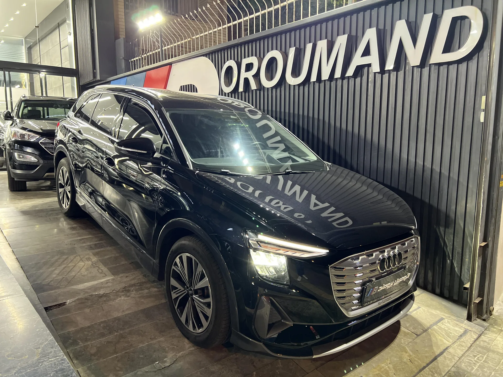 آئودی  Q5 e-tron
