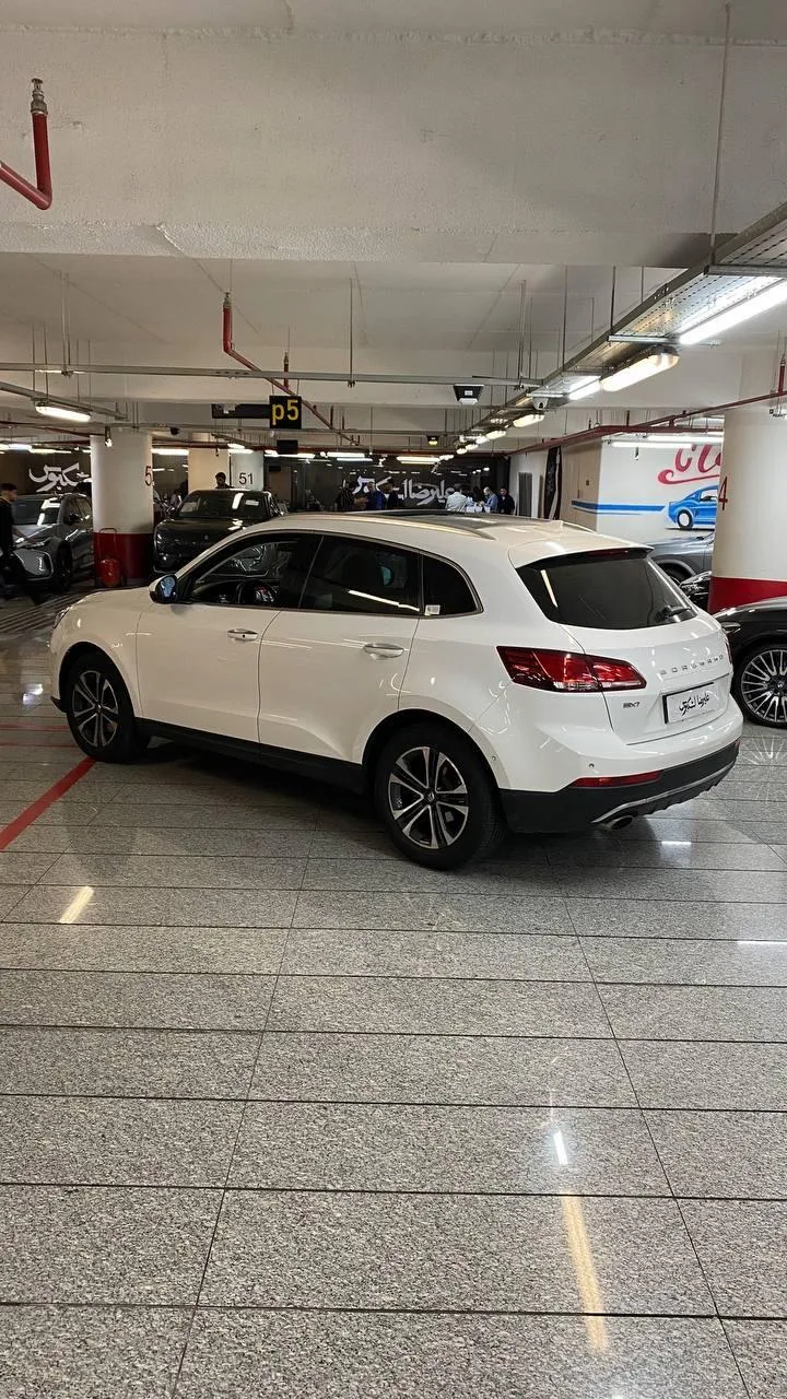 بورگوارد  BX7 2