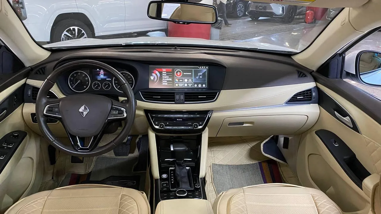 بورگوارد  BX7 3