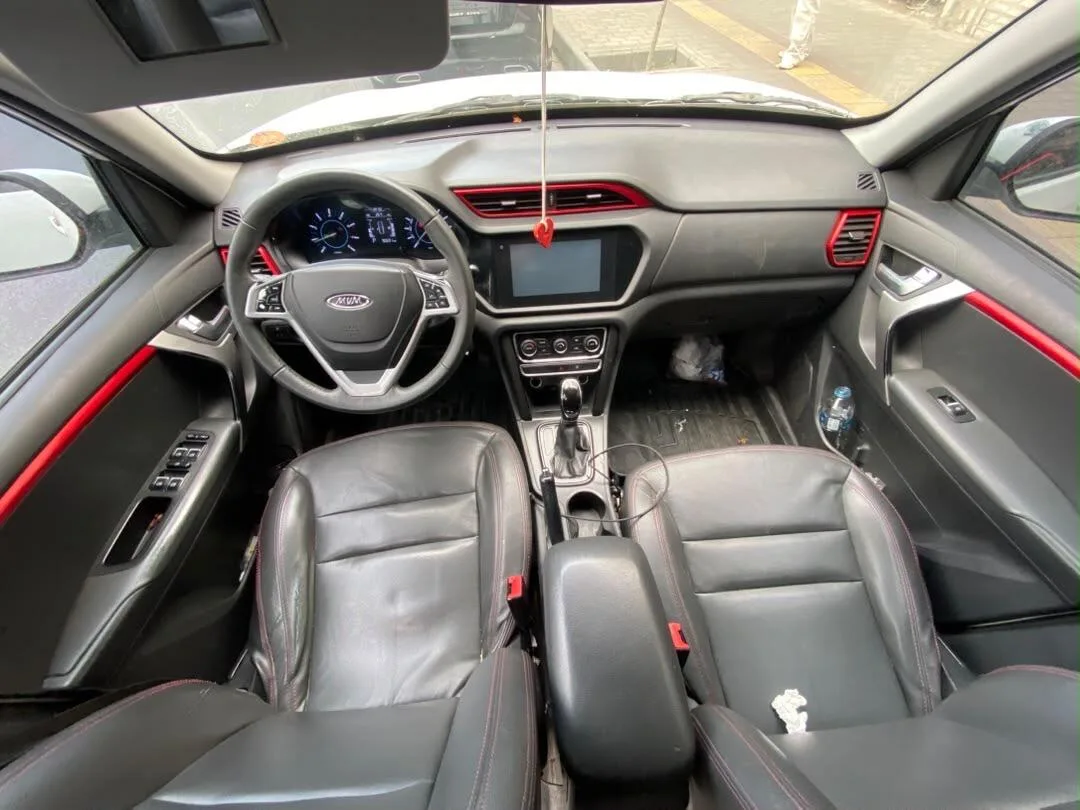 ام وی ام  X33 S 15