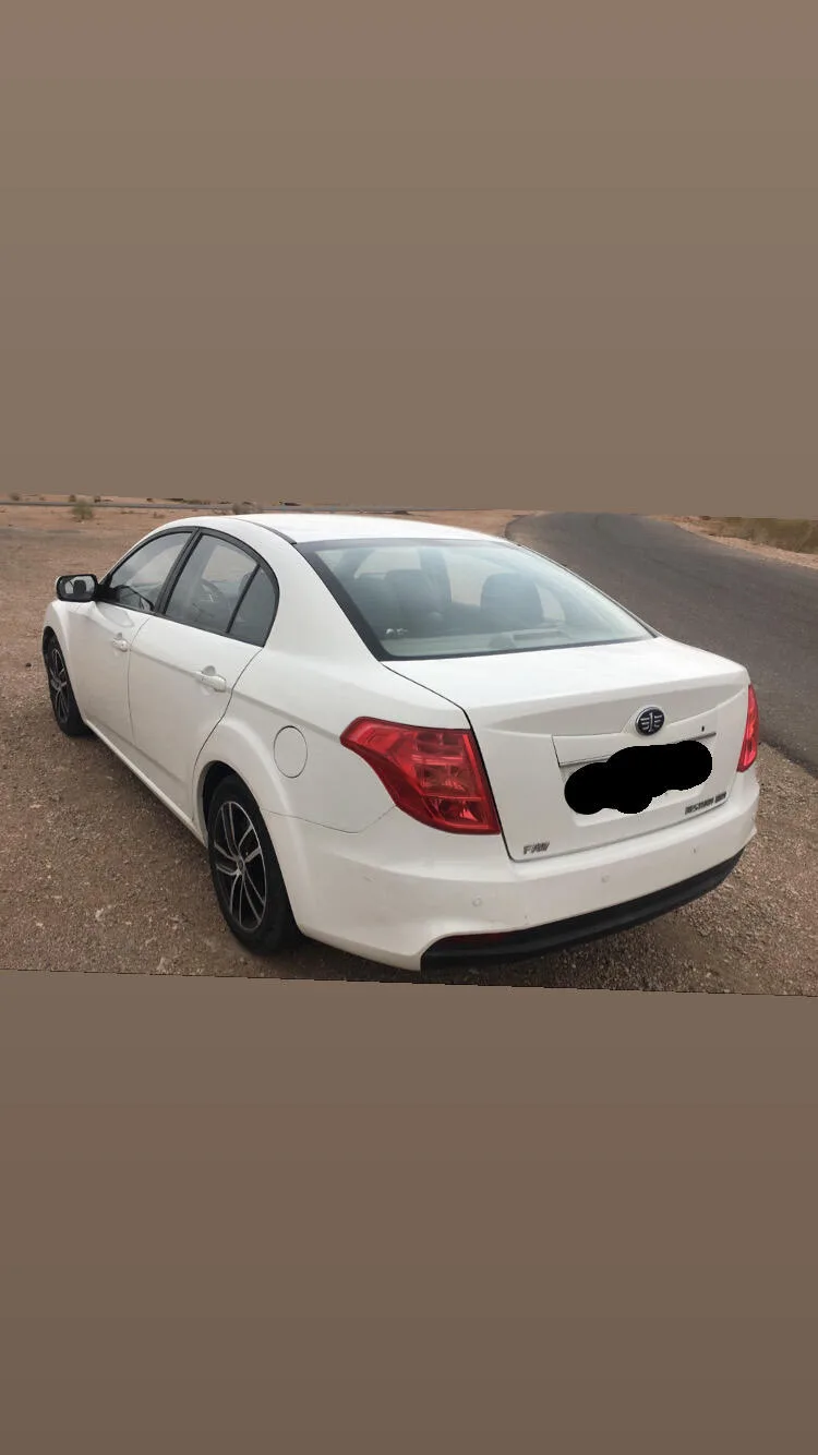 بسترن  B50F 4