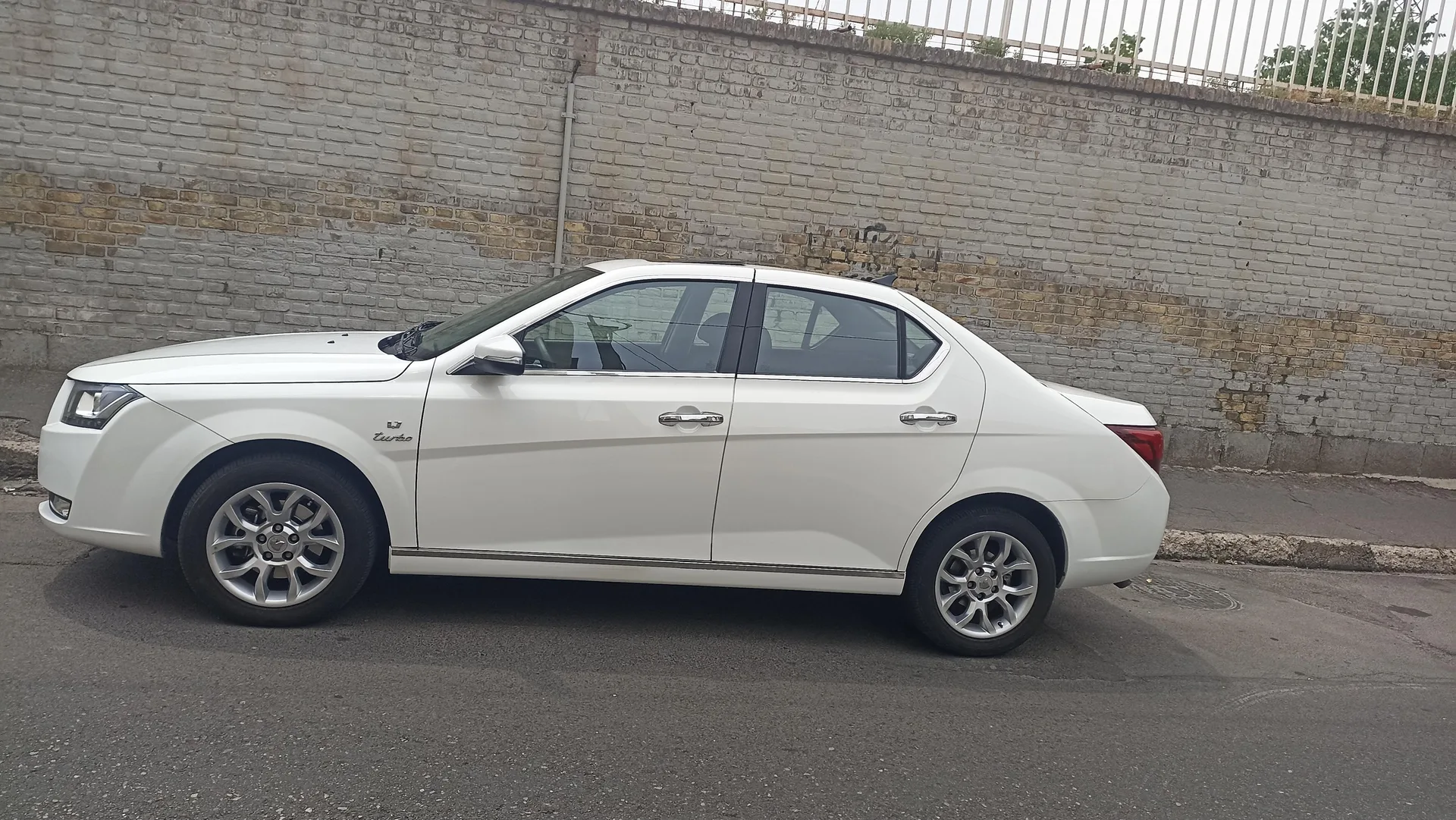 دنا  پلاس EF7 2