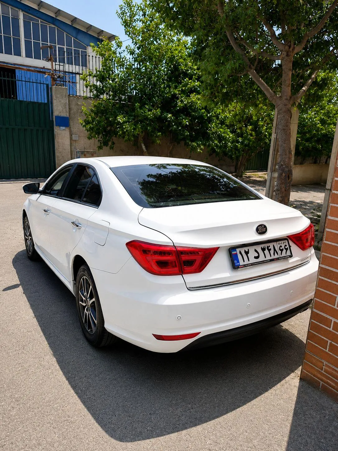 لیفان  820 4