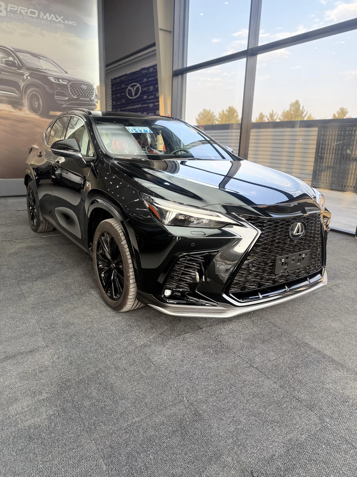 لکسوس  NX 2