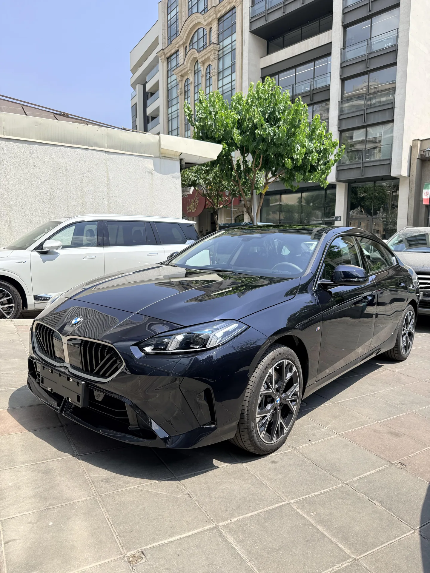 ب ام و سری 2 گرن کوپه