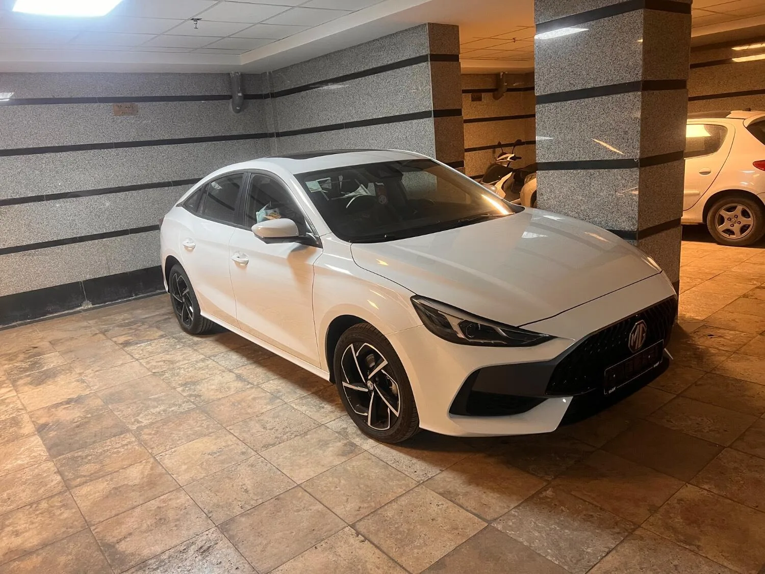 ام جی  GT