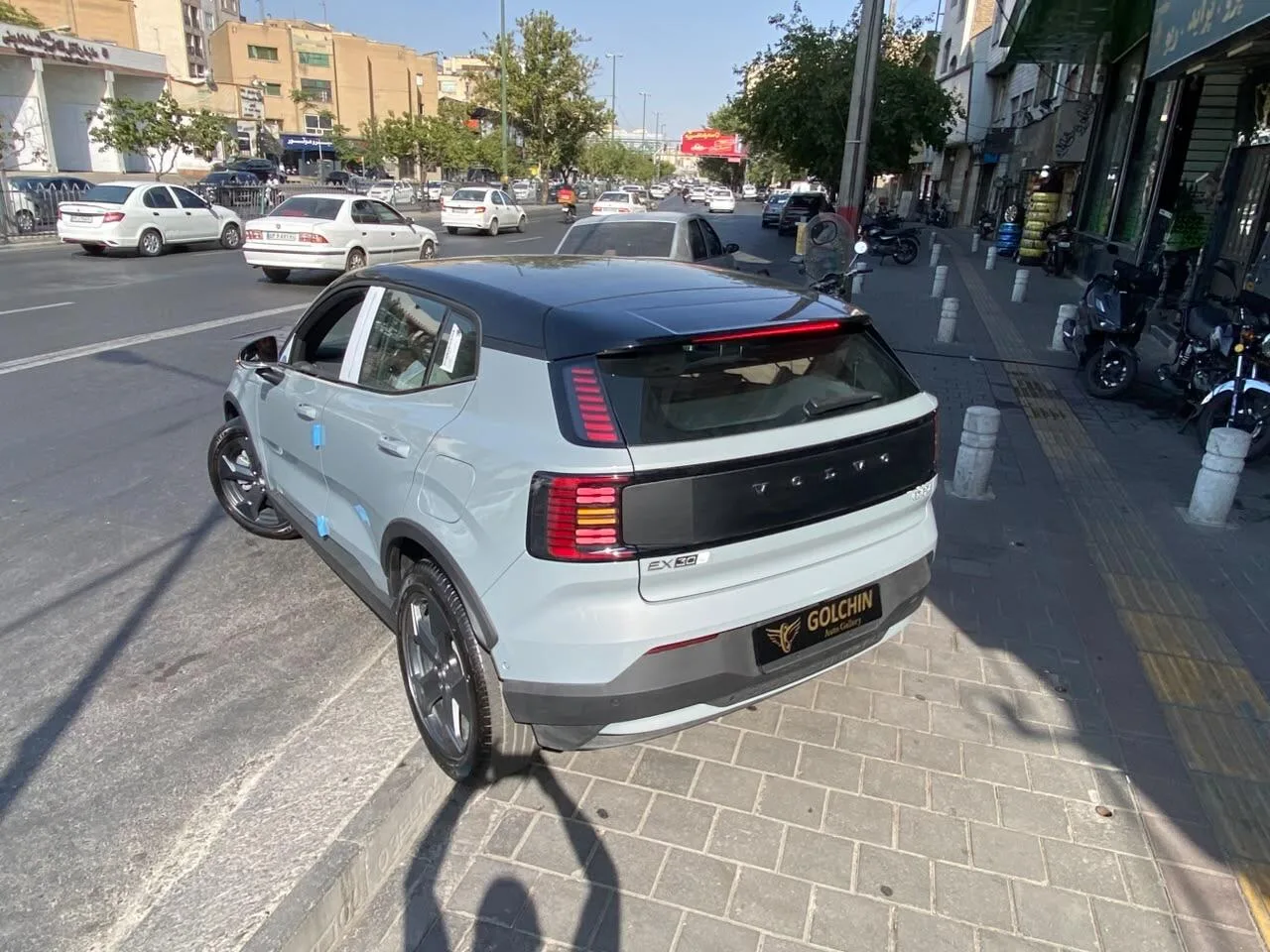 ولوو  EX30 20