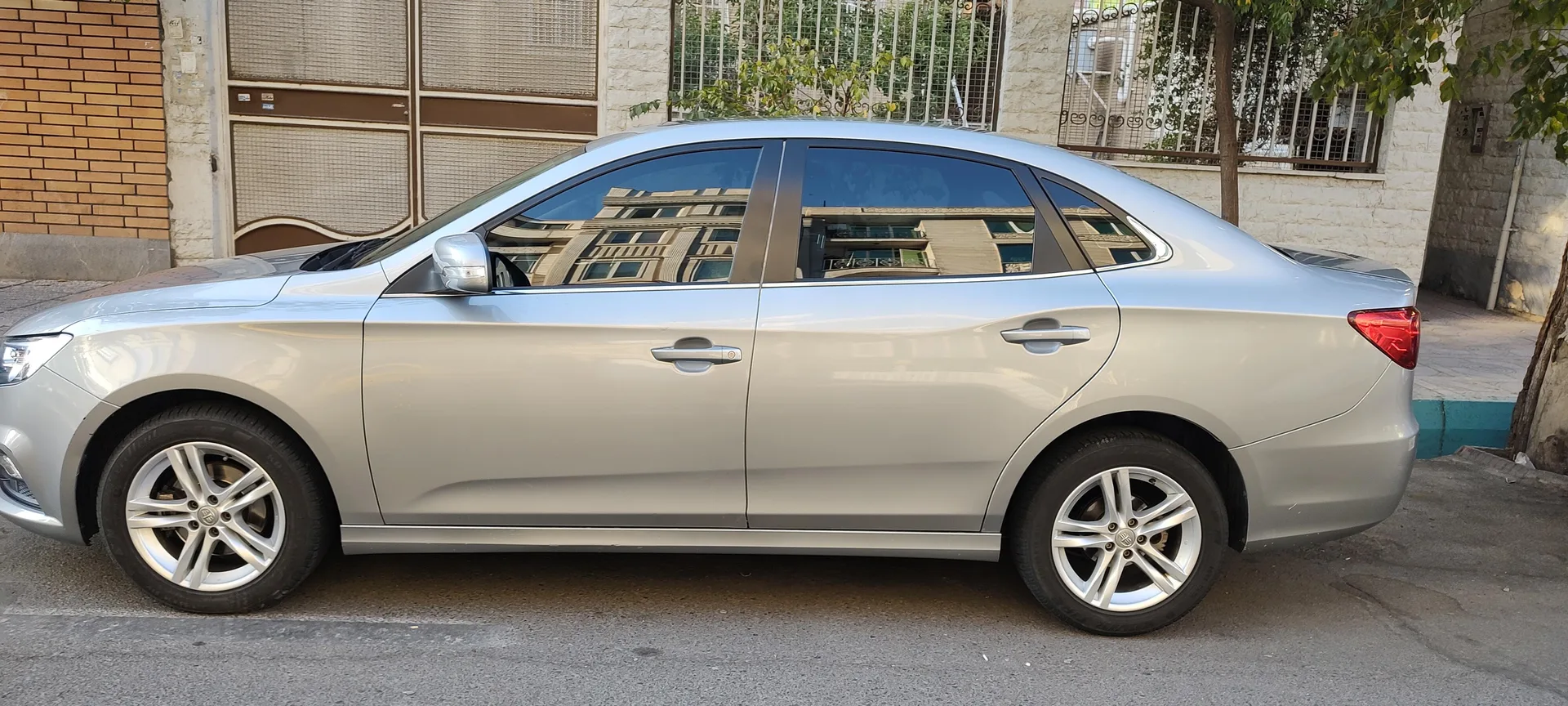 بسترن  B30 3