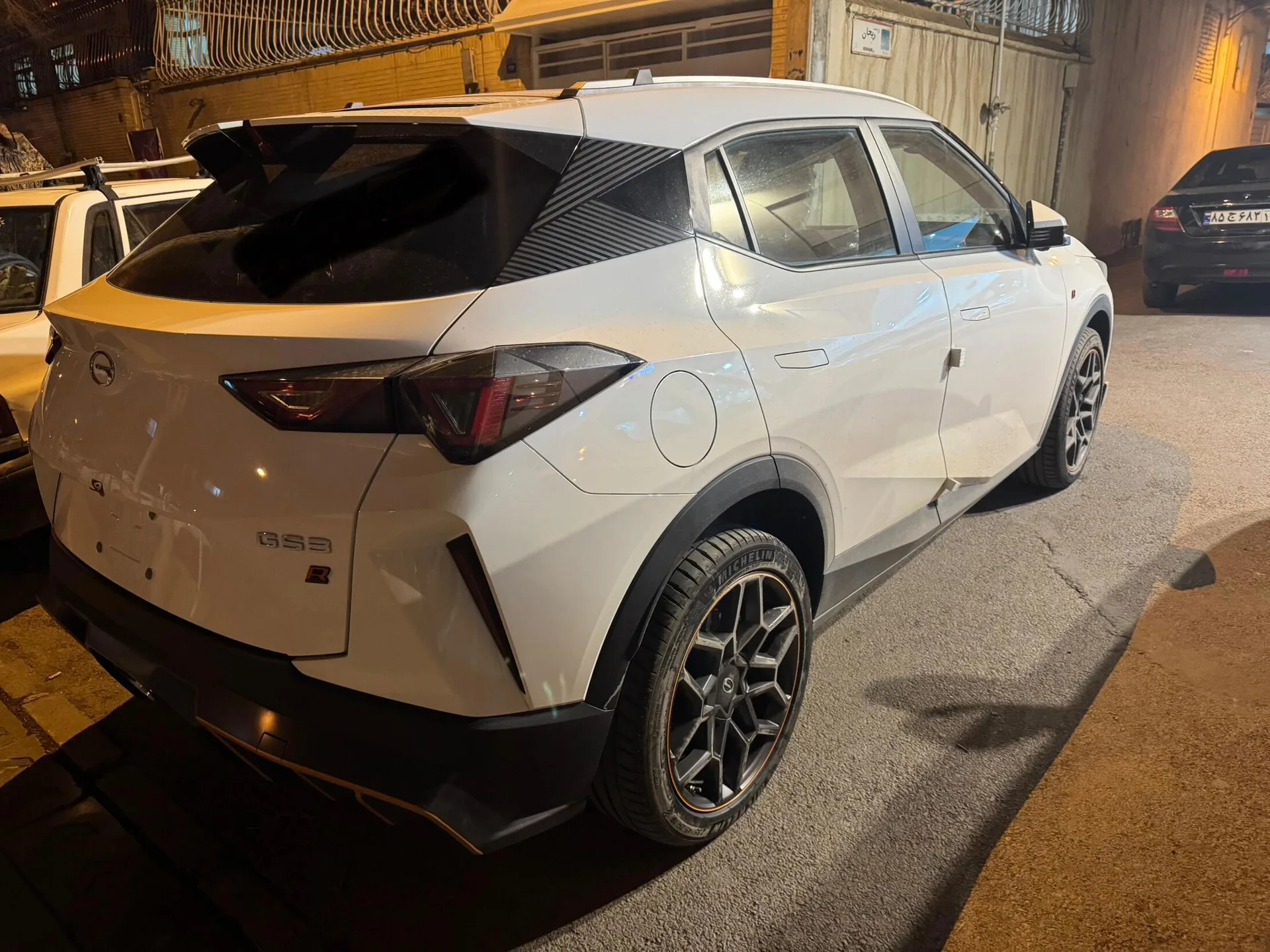 جی ای سی  GS3 Emzoom 5