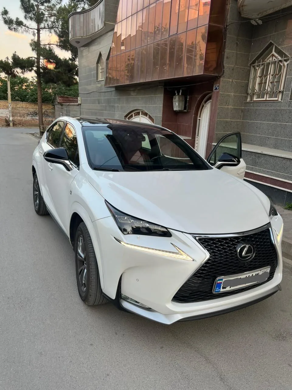 لکسوس  NX