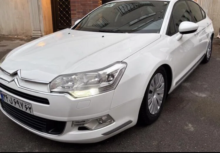 سیتروئن  C5 5