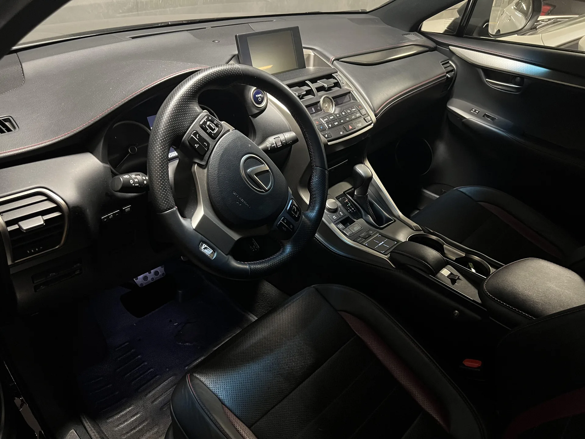 لکسوس  NX هیبرید 3