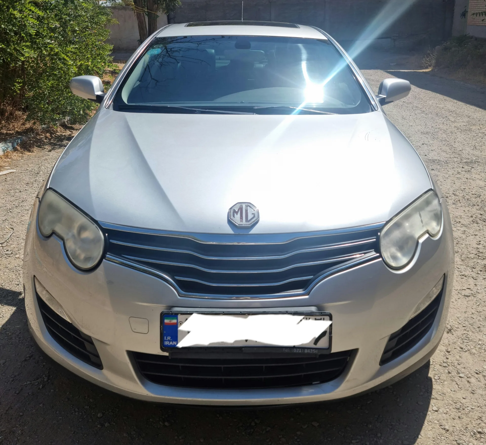 ام جی 550