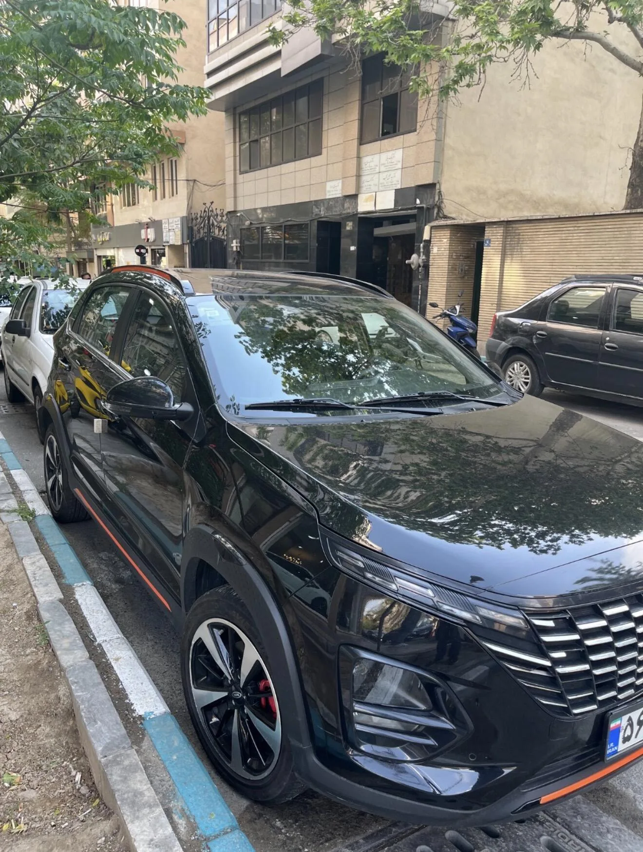 ام وی ام  X33 کراس 2