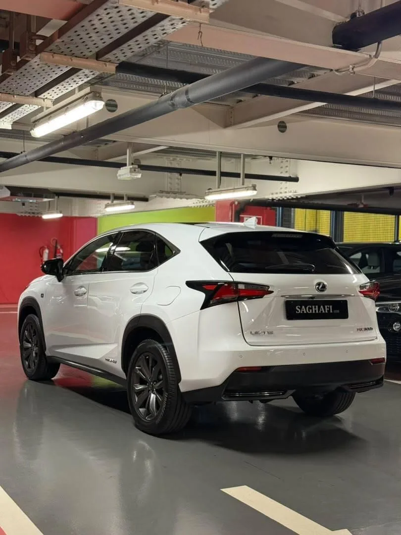 لکسوس  NX 5