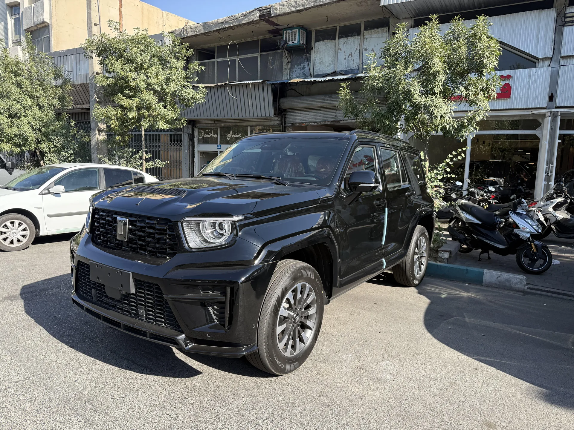 تانک 700