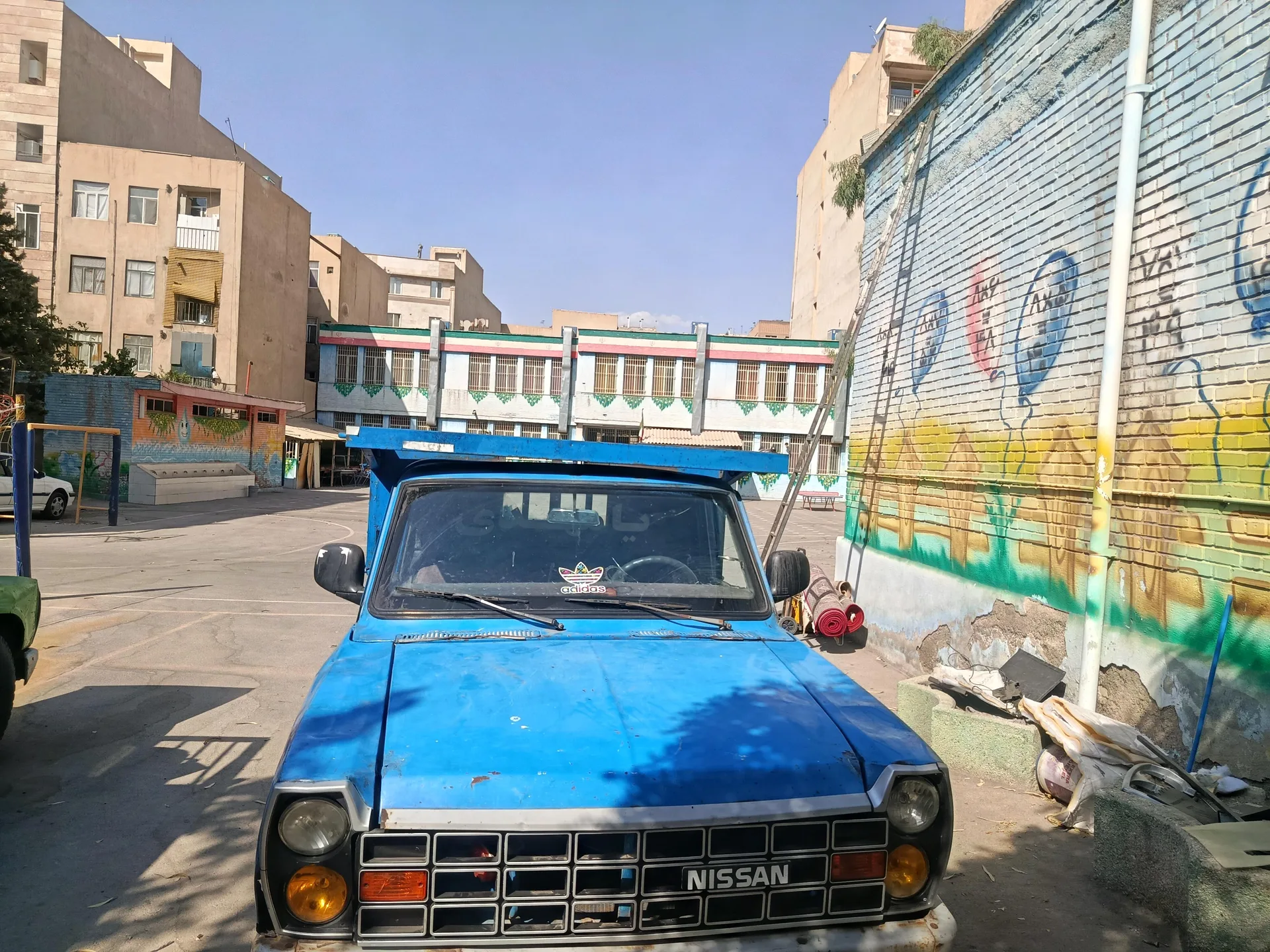 زامیاد  وانت نیسان