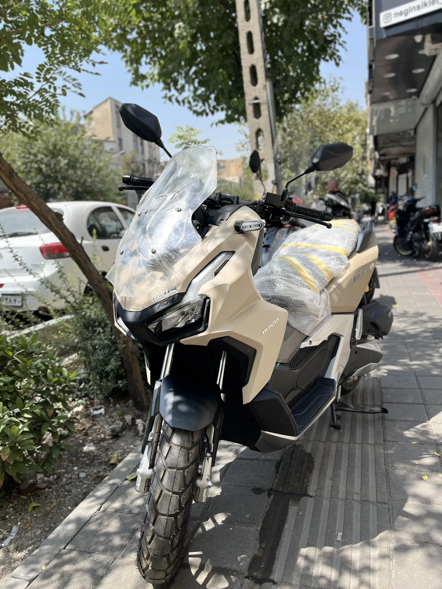 هوندا  ADV 160