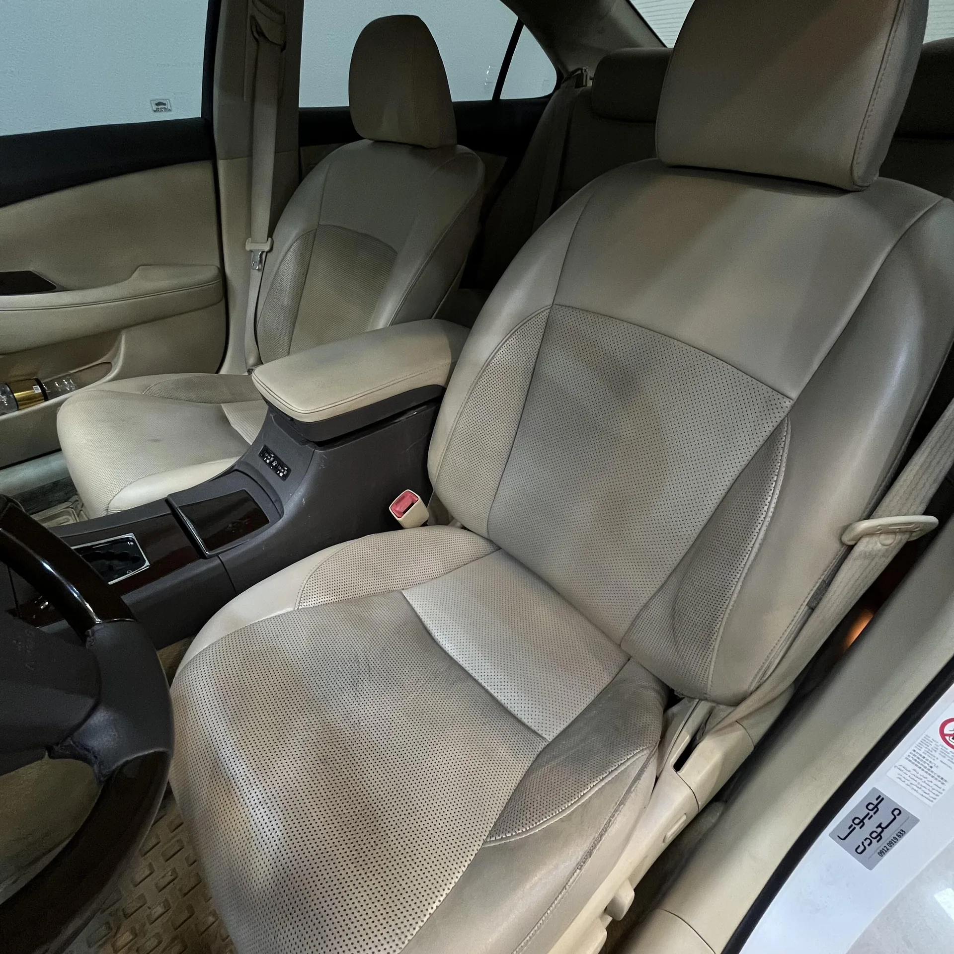 لکسوس  ES 9