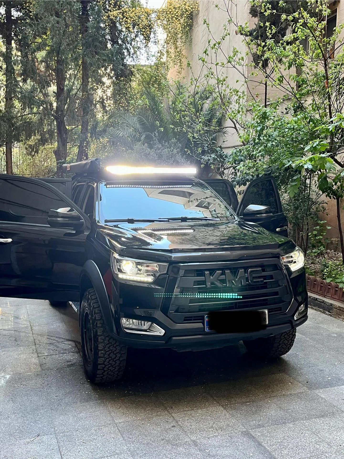 کی ام سی  T8 3