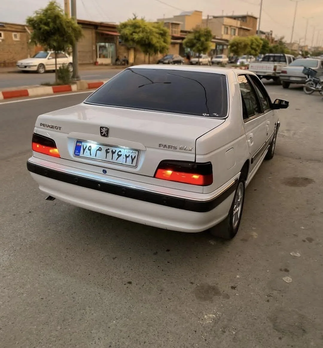 پژو  پارس 3
