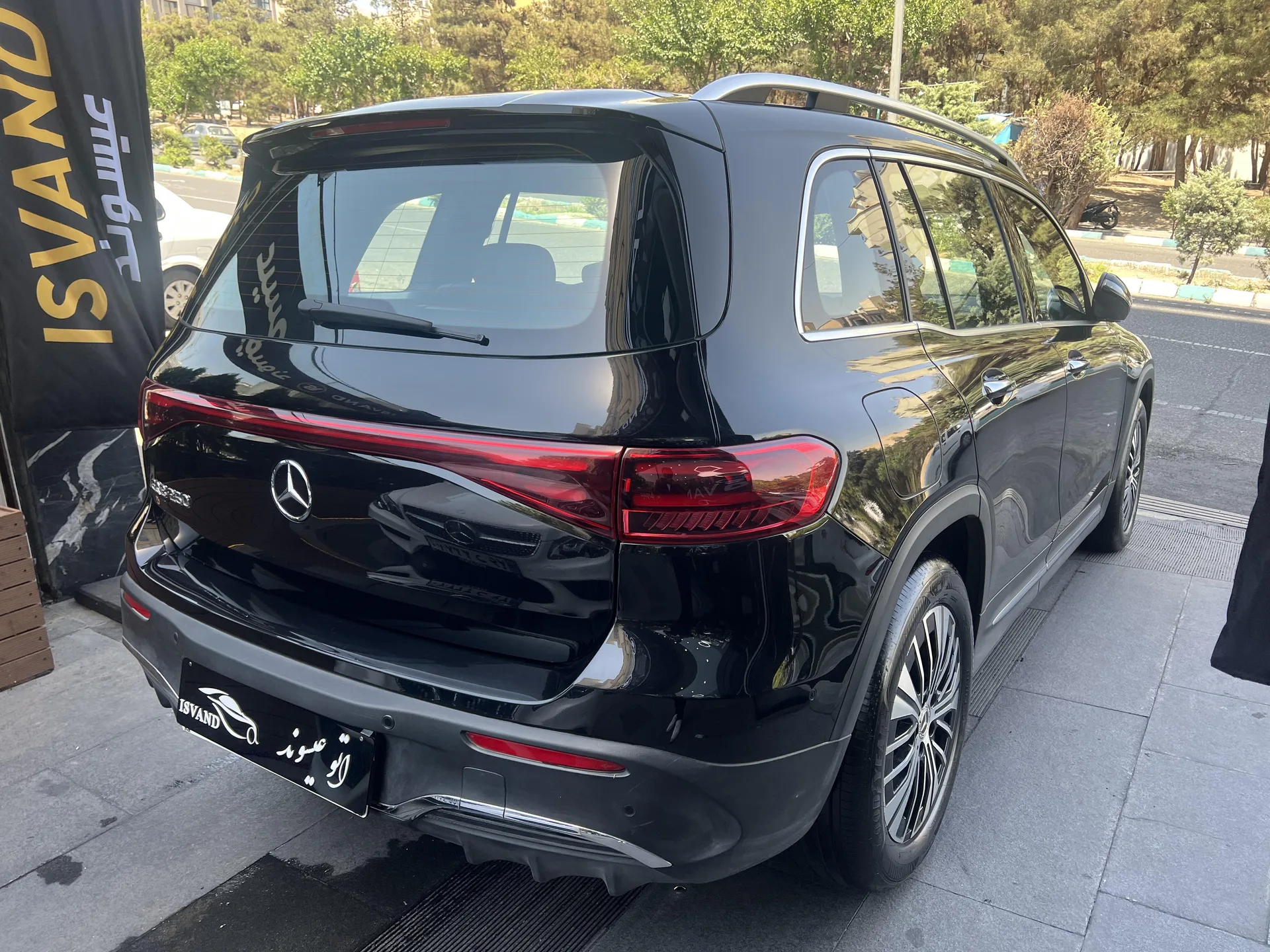 بنز  کلاس EQB 4