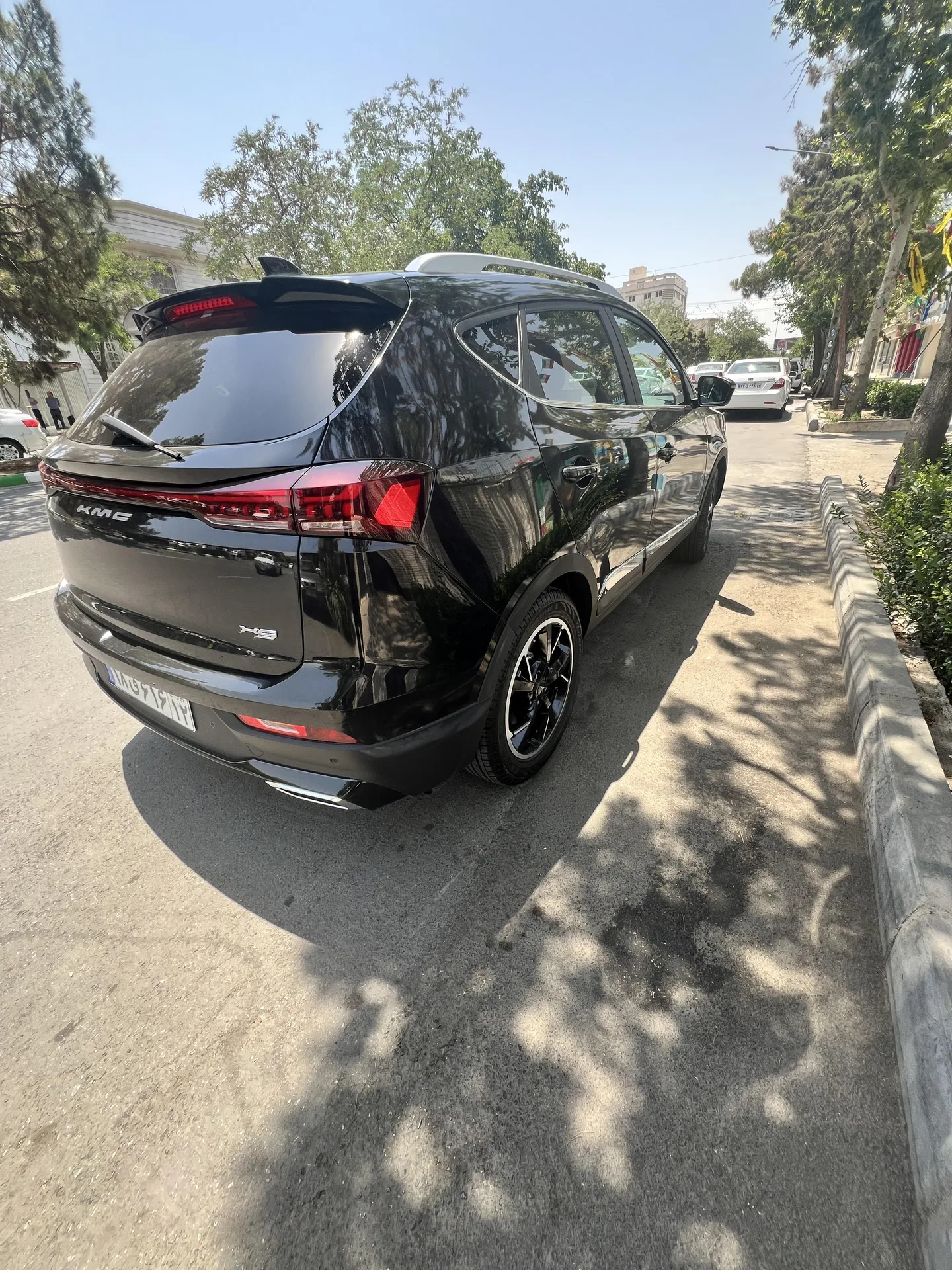 کی ام سی  X5