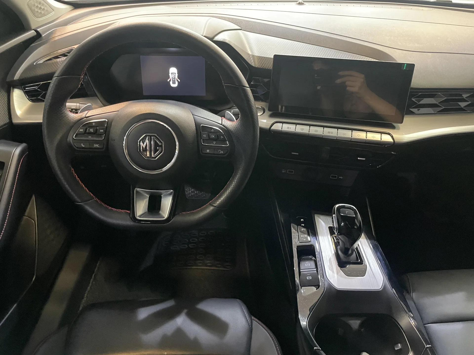 ام جی  GT 6
