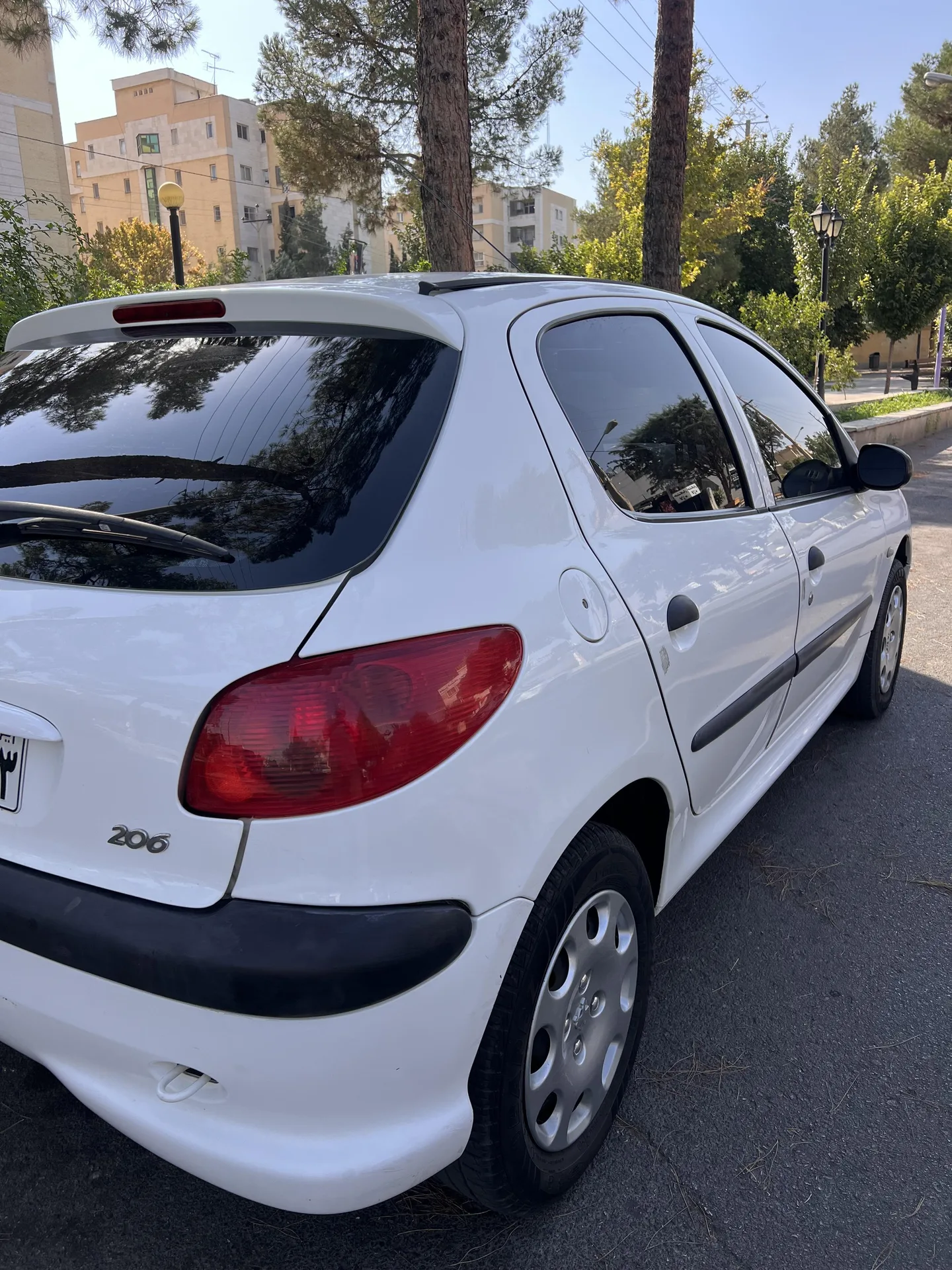 پژو  206