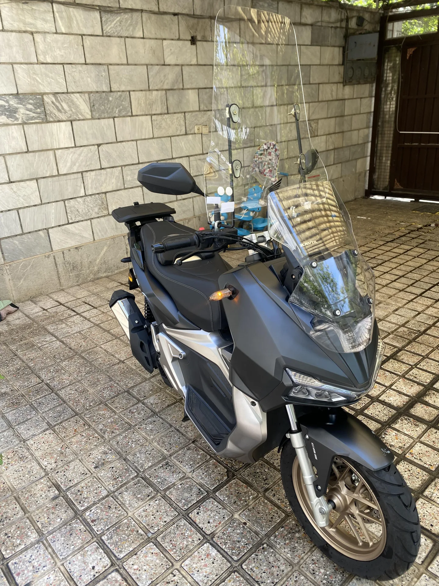 کویر موتور AGV 150