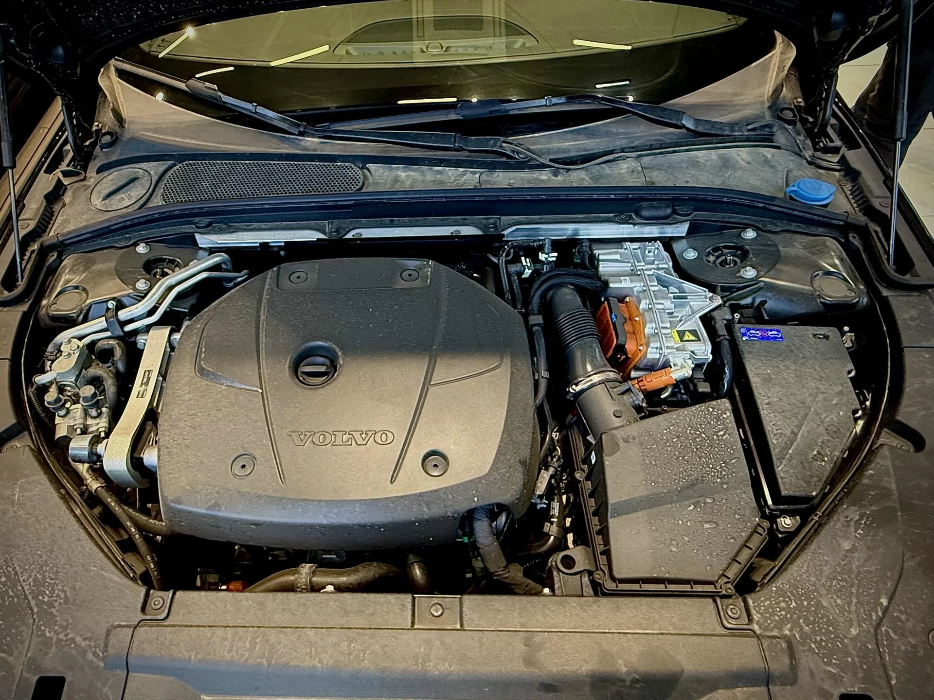 ولوو  S90 10