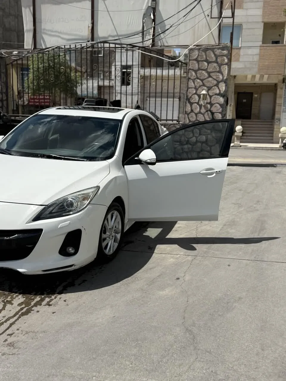 مزدا  3 نیو صندوق دار