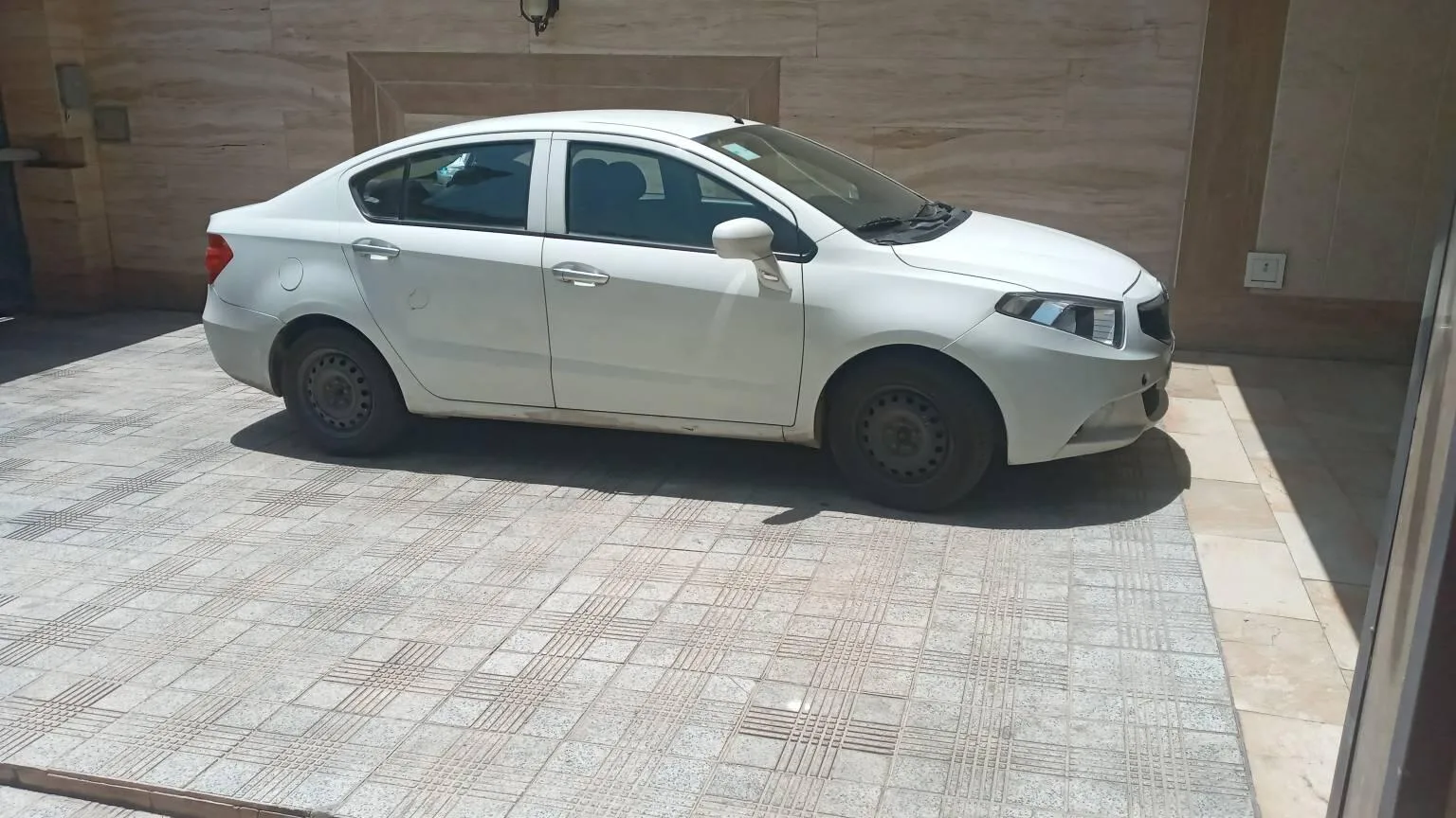 برلیانس  H230 2